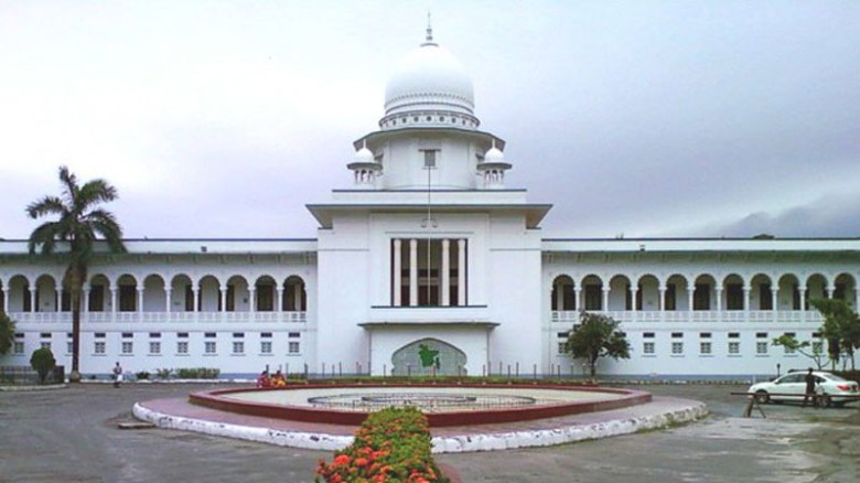 সুপ্রিম কোর্টে তোলপাড়: একযোগে পদত্যাগ করলেন ৭ ডেপুটি ও ১১ সহকারী অ্যাটর্নি জেনারেল