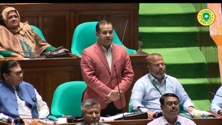 ফ্যামিলি কার্ড কর্মসূচি গ্রামীণ অর্থনীতিকে গতিশীল করছে