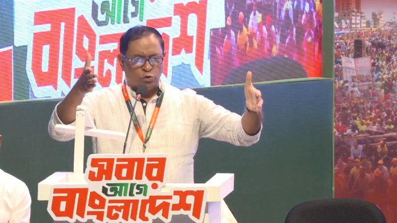 রাজপথ ছেড়ে দিয়ে বাংলাদেশে রাজনীতি করা যাবে না: সাইফুল হক