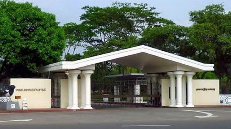 দুর্গাপূজায় এক দিন ছুটি বাড়ল, টানা পাঁচ দিন বন্ধ থাকবে সরকারি অফিস