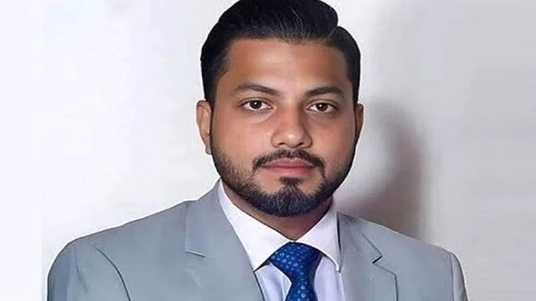 প্রতিমন্ত্রীর পদ ছাড়ছেন ইশরাক হোসেন, ঘোষণা দুপুরে